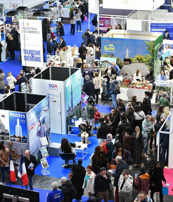 les allées du salon du tourisme