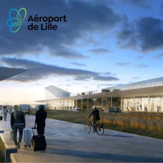 des personnes qui vont prendre l'avion
