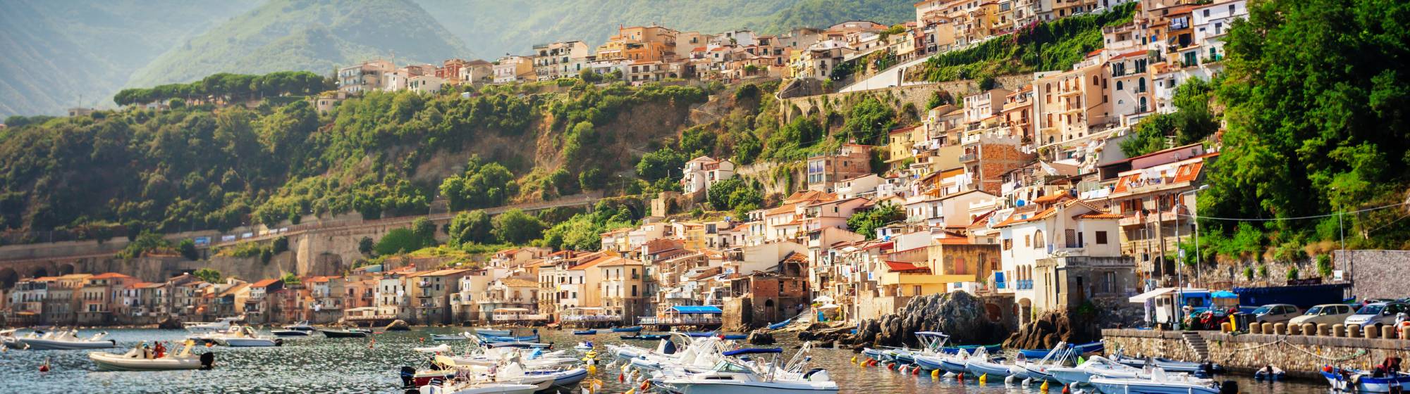 un village au bord de mer
