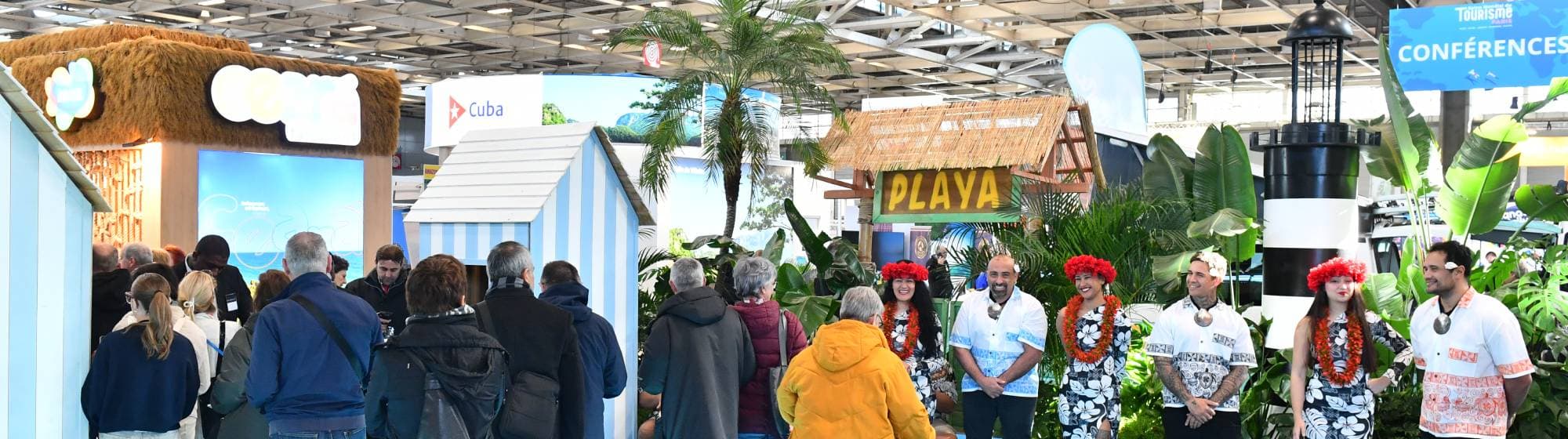 entrée sur le salon mondiale du tourisme paris