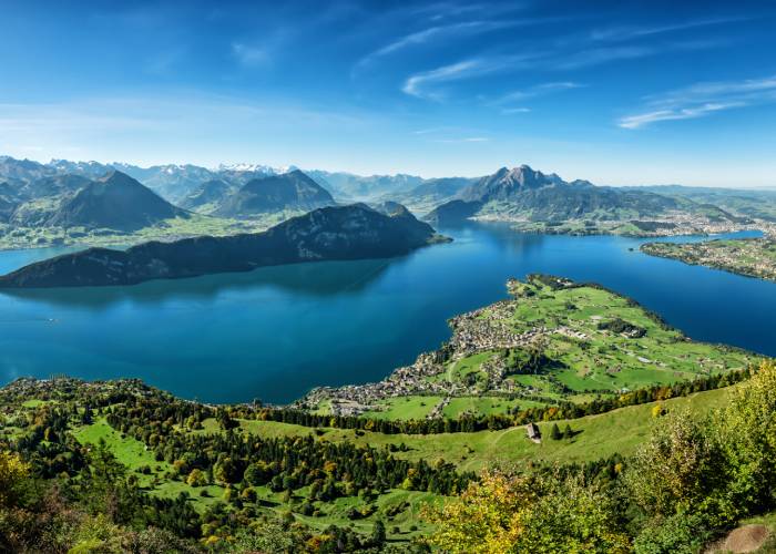 la montagne et le lac